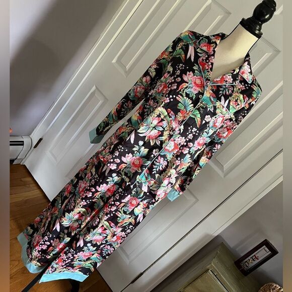 Dalia MacPhee Dark Floral Pajama Set - Picture 14 of 16